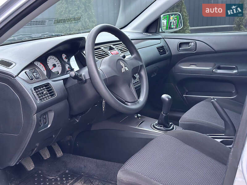 Седан Mitsubishi Lancer 2008 в Дніпрі