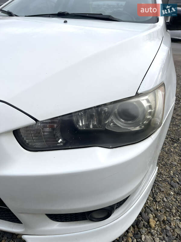 Седан Mitsubishi Lancer 2008 в Ужгороді