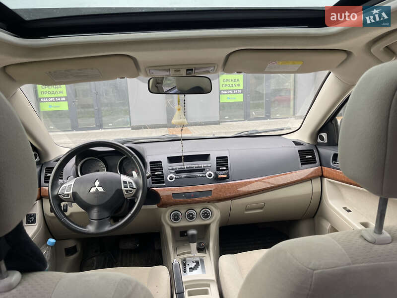 Седан Mitsubishi Lancer 2008 в Ужгороде