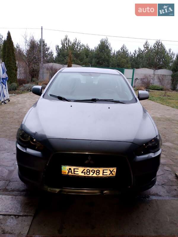 Mitsubishi Lancer 2012