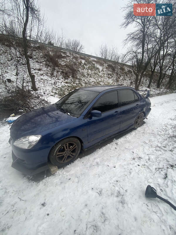 Mitsubishi Lancer 2005