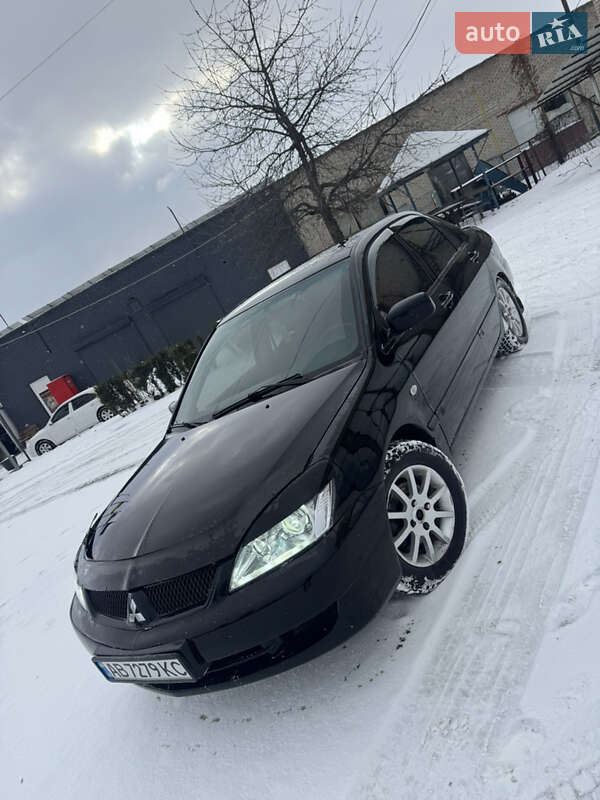 Седан Mitsubishi Lancer 2006 в Гайсину