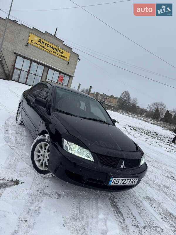 Седан Mitsubishi Lancer 2006 в Гайсину