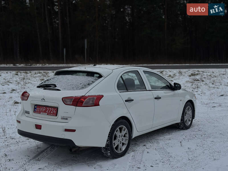 Хэтчбек Mitsubishi Lancer 2012 в Луцке