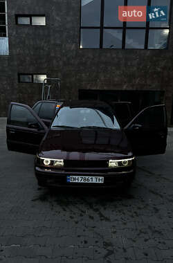 Седан Mitsubishi Lancer 1991 в Одессе