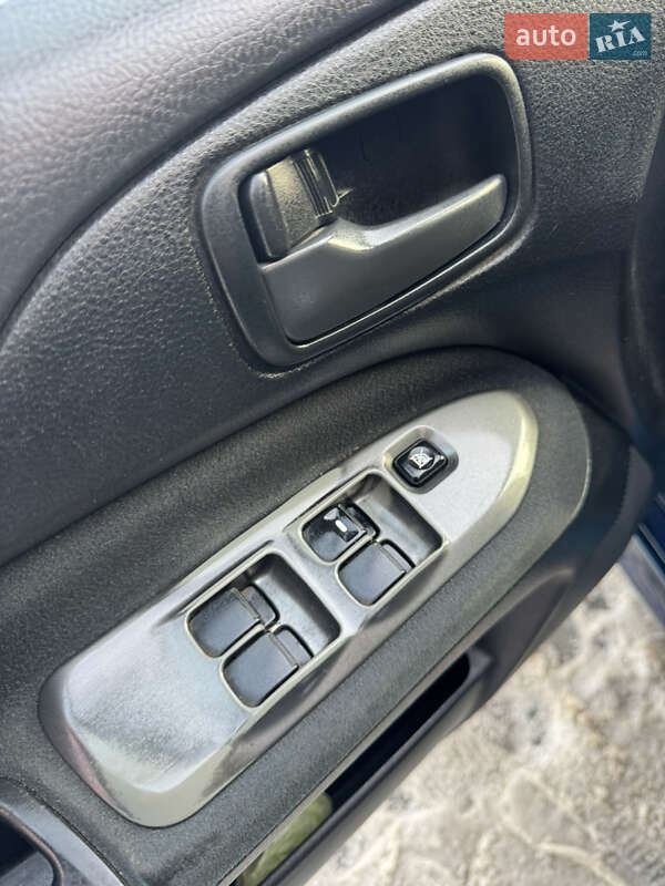 Седан Mitsubishi Lancer 2006 в Киеве фото 25 Седан Mitsubishi Lancer 2006 в Киеве