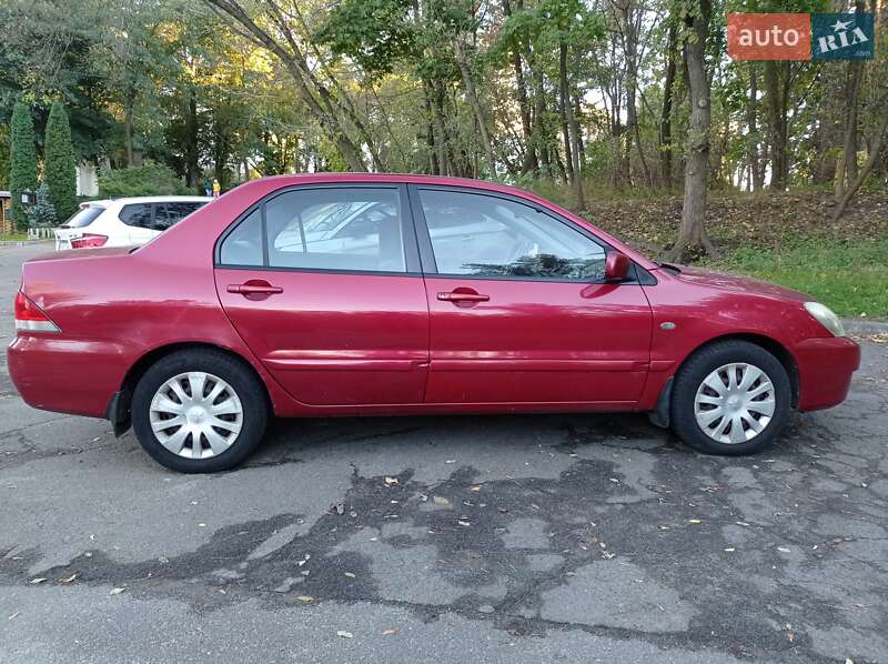 Седан Mitsubishi Lancer 2008 в Киеве