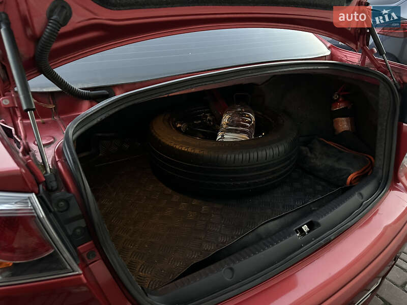 Седан Mitsubishi Lancer 2012 в Києві