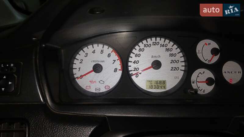 Седан Mitsubishi Lancer 2006 в Львові фото 11 Седан Mitsubishi Lancer 2006 в Львові