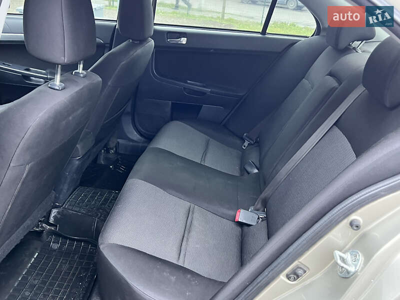 Седан Mitsubishi Lancer 2008 в Кременчуці