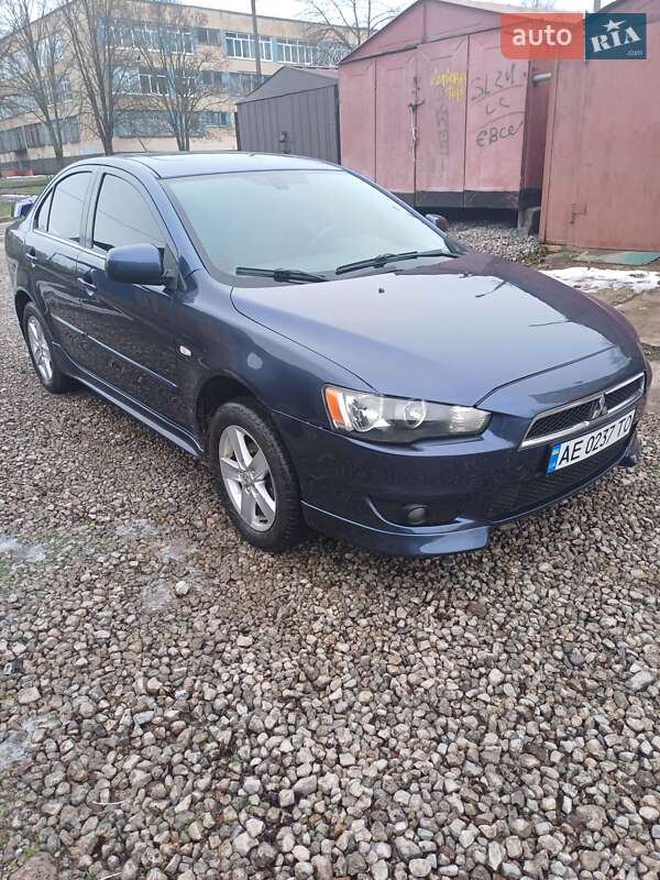 Седан Mitsubishi Lancer 2008 в Кривом Роге