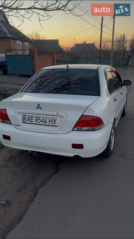 Седан Mitsubishi Lancer 2004 в Софиевке