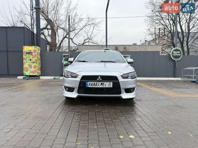 Седан Mitsubishi Lancer 2008 в Харькове