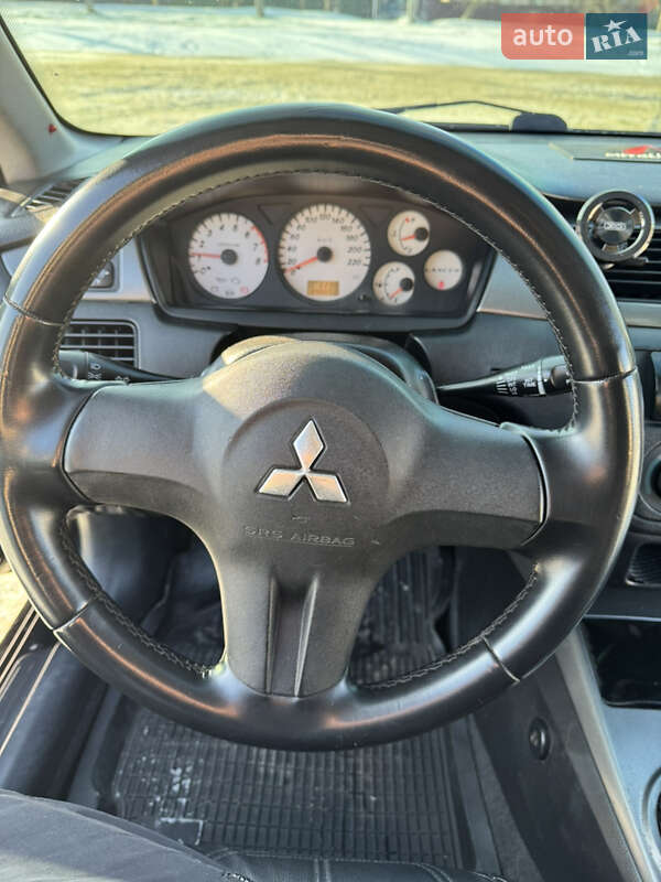 Седан Mitsubishi Lancer 2006 в Верхньодніпровську