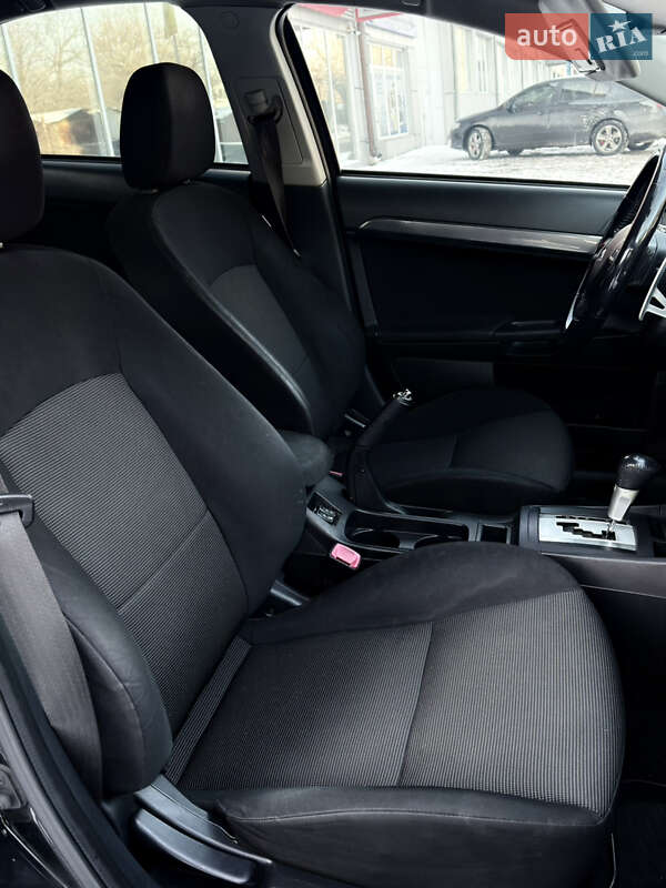 Седан Mitsubishi Lancer 2008 в Запоріжжі