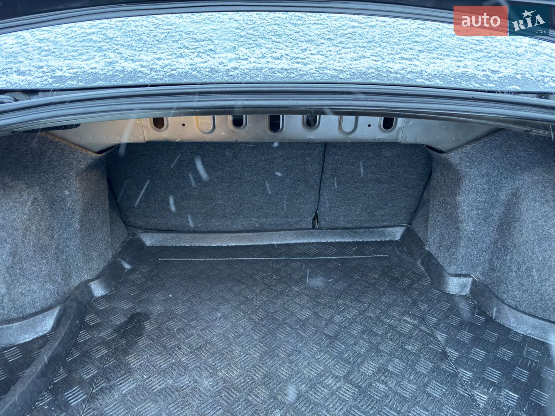 2010 Mitsubishi Lancer - мініатюра 23