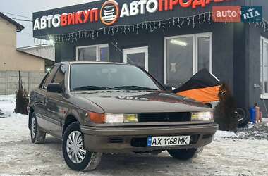 Седан Mitsubishi Lancer 1990 в Харкові