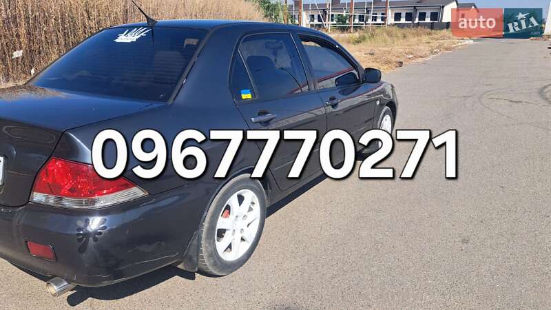 Седан Mitsubishi Lancer 2004 в Чернігові