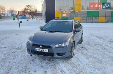 Седан Mitsubishi Lancer 2011 в Киеве