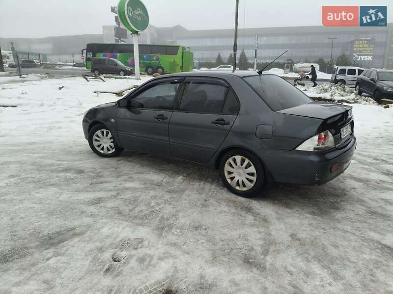 Mitsubishi Lancer 2003