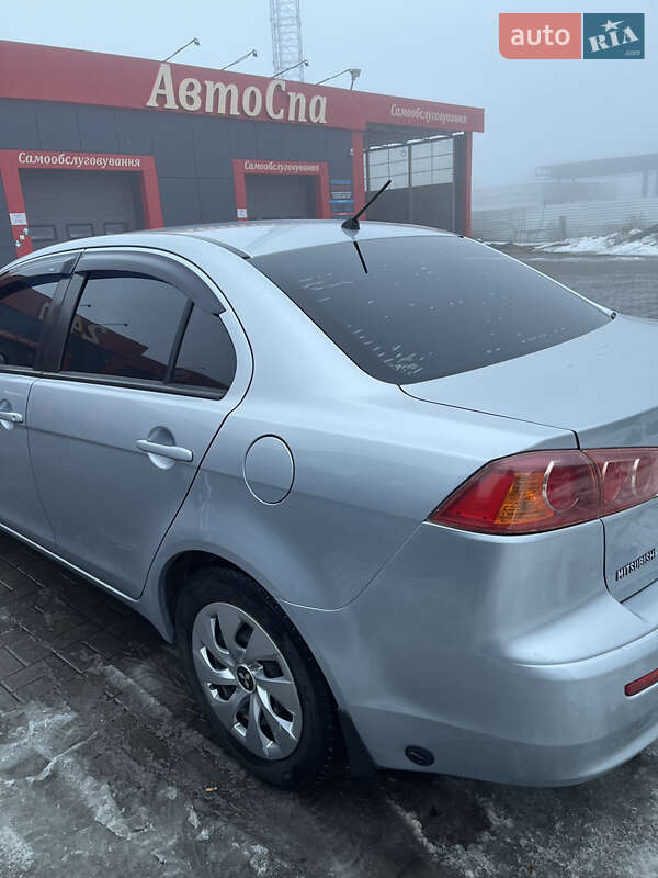 Седан Mitsubishi Lancer 2008 в Черкассах