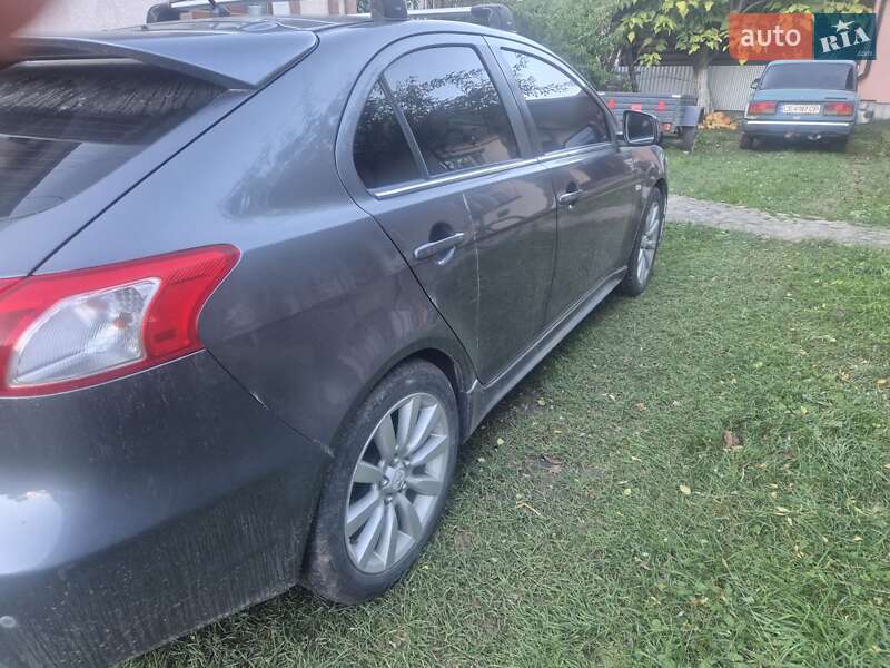 Хетчбек Mitsubishi Lancer 2008 в Іспасі