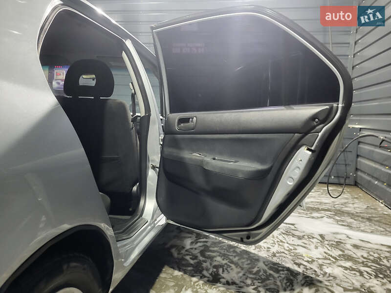 Седан Mitsubishi Lancer 2007 в Люботине