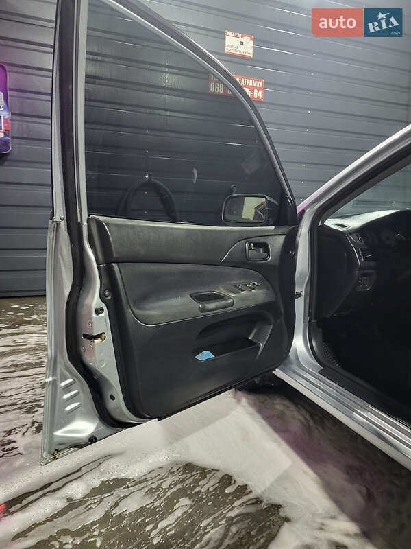 Седан Mitsubishi Lancer 2007 в Люботине