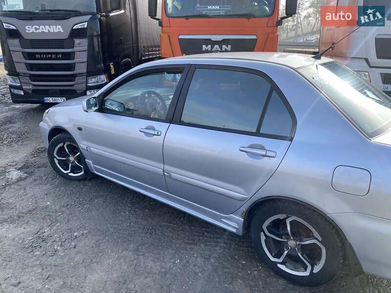 Седан Mitsubishi Lancer 2007 в Львове