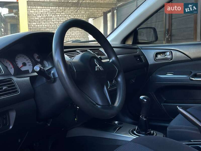 Седан Mitsubishi Lancer 2006 в Николаеве фото 12 Седан Mitsubishi Lancer 2006 в Николаеве