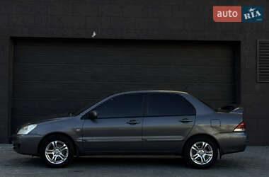 Седан Mitsubishi Lancer 2006 в Херсоні