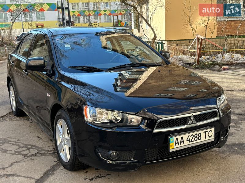 Седан Mitsubishi Lancer 2007 в Киеве