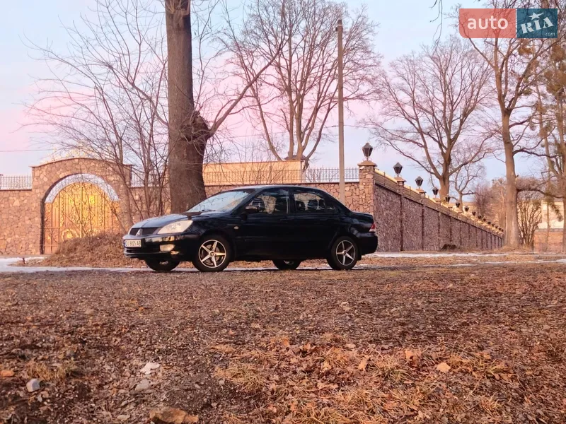 Mitsubishi Lancer