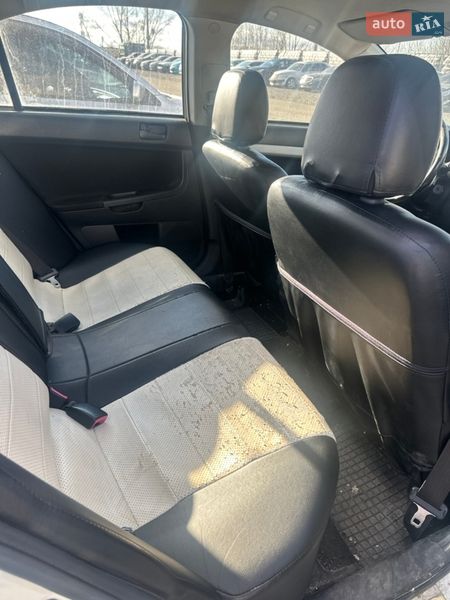 Седан Mitsubishi Lancer 2008 в Киеве