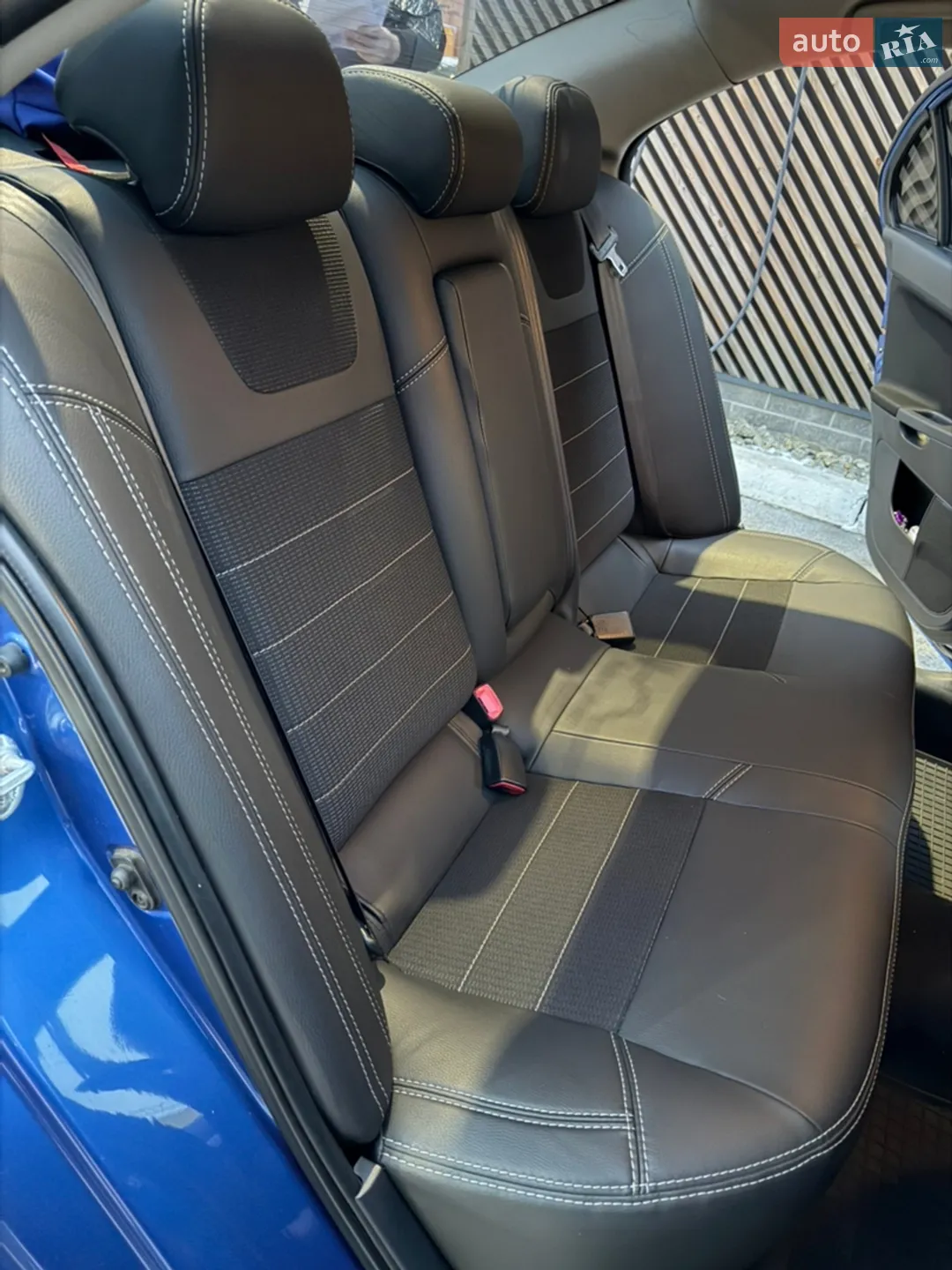 2010 Mitsubishi Lancer - мініатюра 9