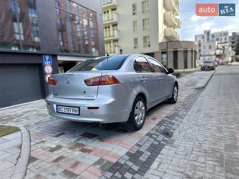 Седан Mitsubishi Lancer 2009 в Львове фото 6 Седан Mitsubishi Lancer 2009 в Львове