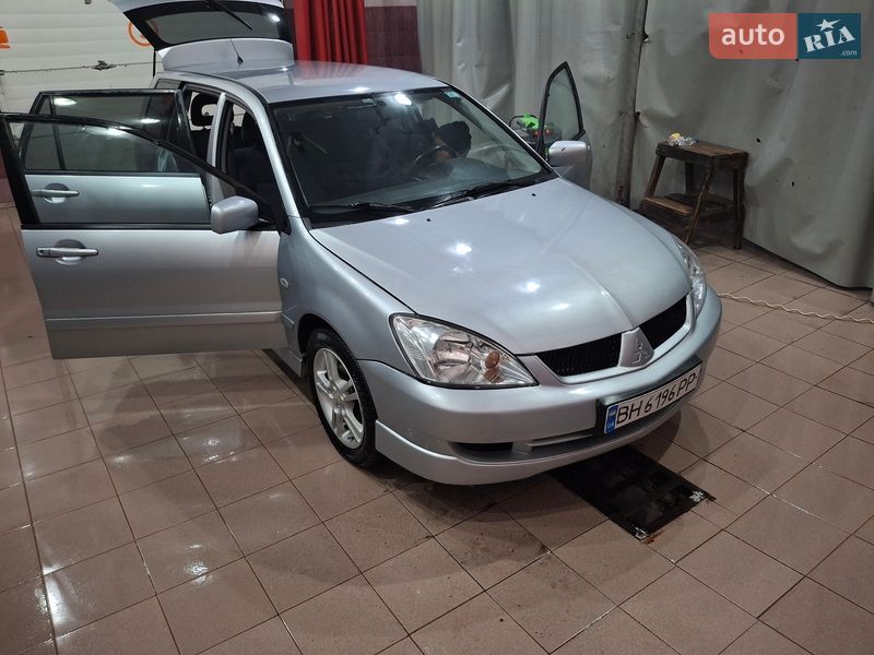 Универсал Mitsubishi Lancer 2006 в Южноукраинске