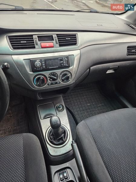 Седан Mitsubishi Lancer 2007 в Виннице