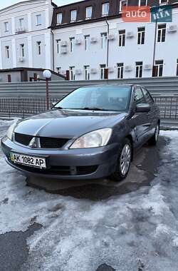 Седан Mitsubishi Lancer 2007 в Киеве