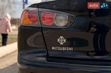 Седан Mitsubishi Lancer 2015 в Фастове