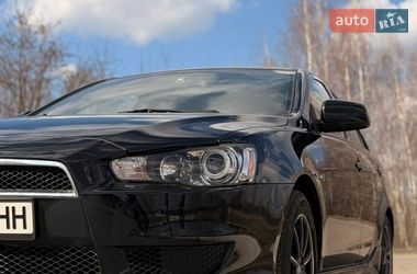 Седан Mitsubishi Lancer 2015 в Фастове