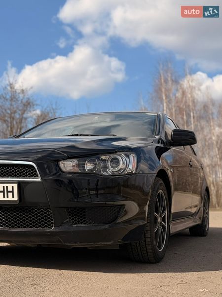 Седан Mitsubishi Lancer 2015 в Фастове
