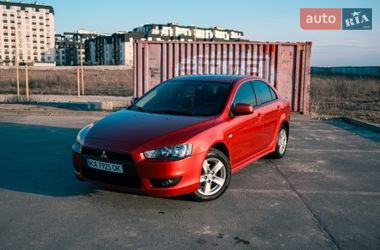Седан Mitsubishi Lancer 2009 в Киеве