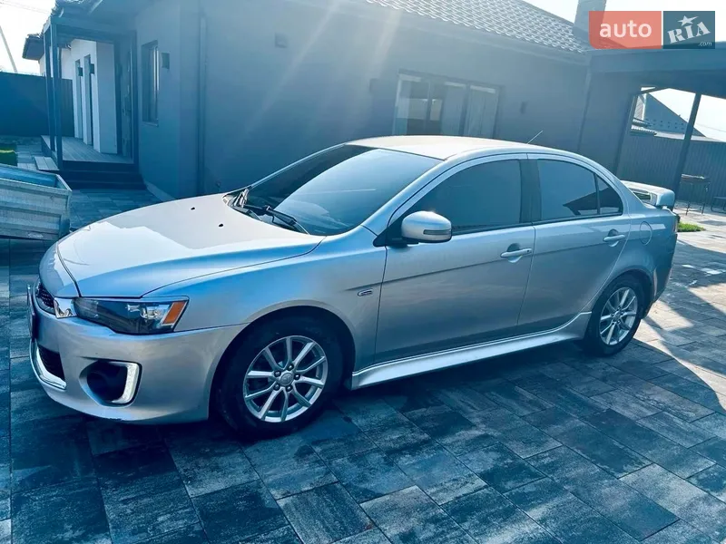 Mitsubishi Lancer