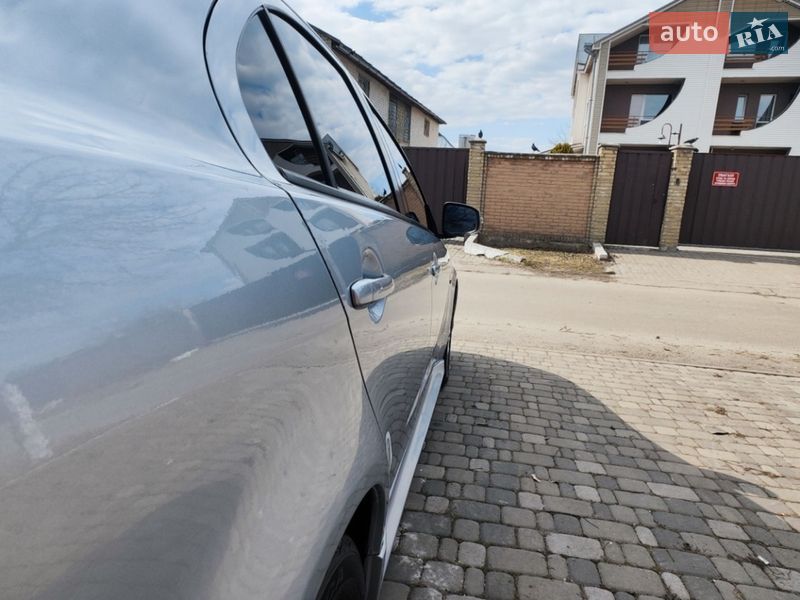 Седан Mitsubishi Lancer 2014 в Чернигове