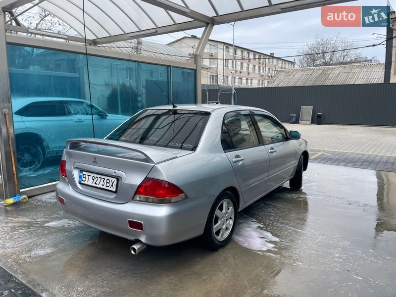 Седан Mitsubishi Lancer 2004 в Одессе фото Седан Mitsubishi Lancer 2004 в Одессе