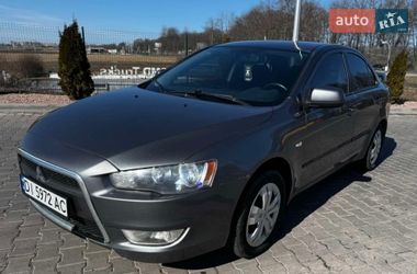 Седан Mitsubishi Lancer 2009 в Виннице