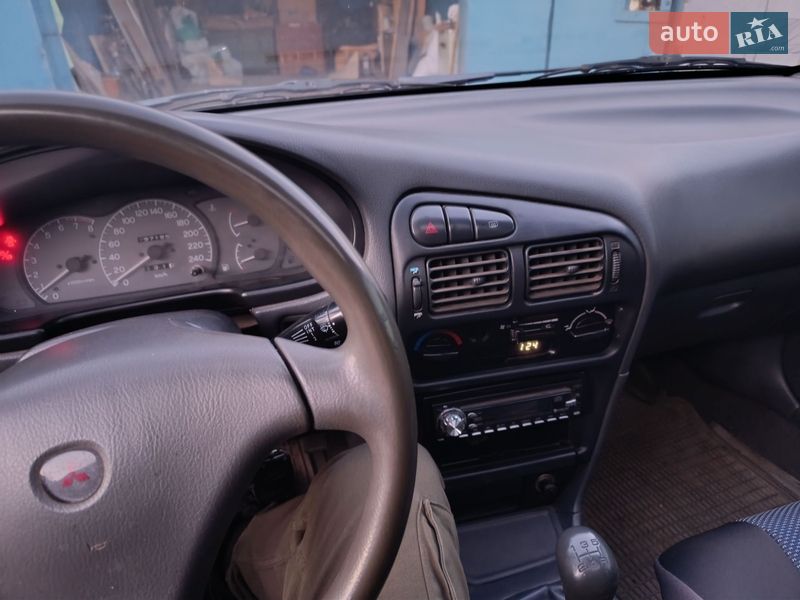 Универсал Mitsubishi Lancer 1993 в Николаеве фото 11 Универсал Mitsubishi Lancer 1993 в Николаеве