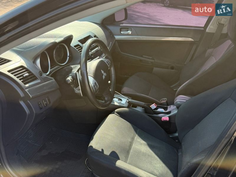 Седан Mitsubishi Lancer 2008 в Одессе