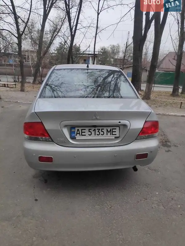 Mitsubishi Lancer